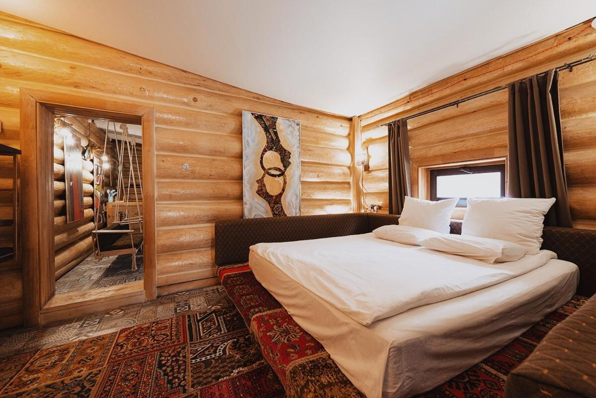 Inn Ozz Karaganda Exterior photo